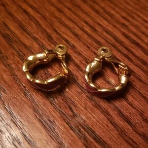 Vintage Monet clip on earrings